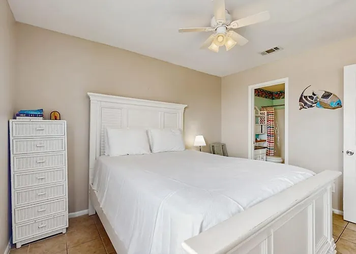 Holiday home Ocean Reef 112 *